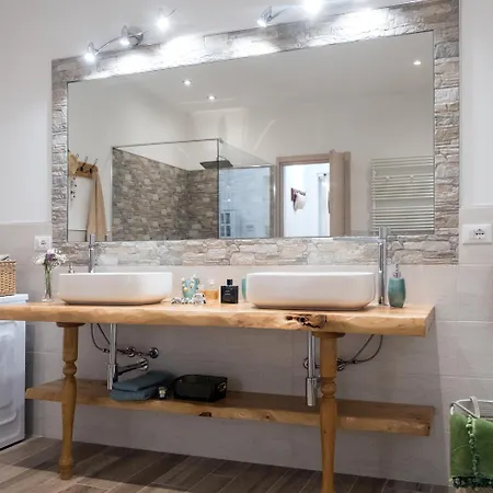 70mt Dal Mare В'яреджо